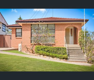 24 Aston Avenue, South Penrith, NSW 2750 - Photo 5