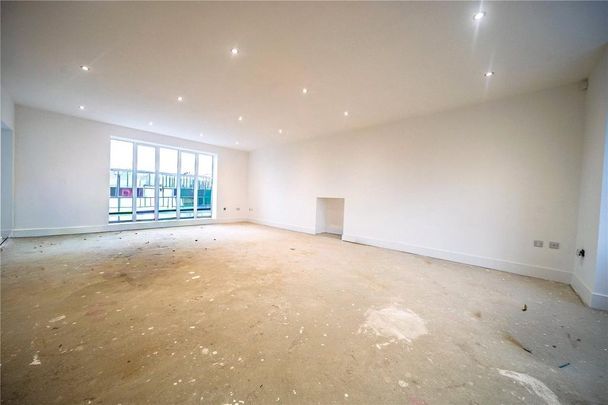 4 bedroom detached house to rent - Photo 1