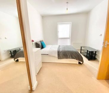 1 bedroom in a house share to rent - Photo 3