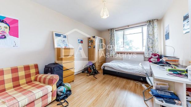 4 bedroom apartment to rent - Photo 1