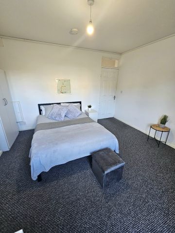 Room in a Shared Flat, Hadleigh House, E1 - Photo 2