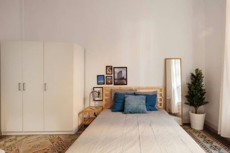 Carrer Gran de Gràcia, Barcelona, Catalonia 08012 - Foto 5