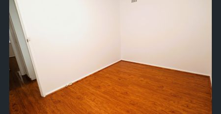 Welcome to 6 Hastings Crescent, Greystanes. - Photo 4