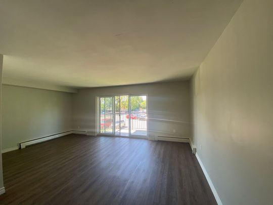 Three Bedroom Apartment - Photo 1
