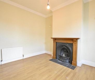 4 bedroom terraced house to rent - Photo 6