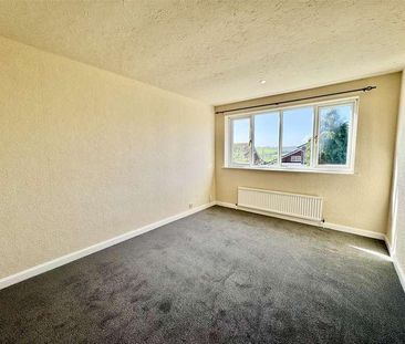 Kibroyd Drive, Darton, Barnsley, S75 - Photo 4