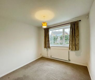 2 bedroom Detached Bungalow to let - Photo 2