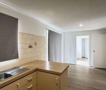 Charming home in Cranbourne West - Photo 5