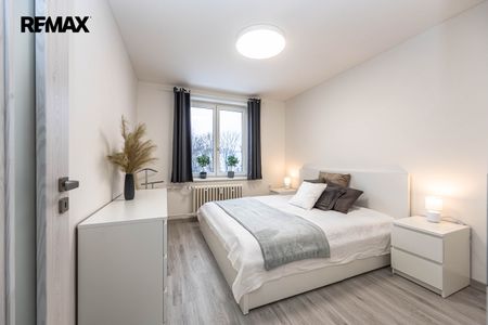 Pronájem bytu 4+kk v družstevním vlastnictví 83 m², Praha 5 - Smíchov - Photo 5