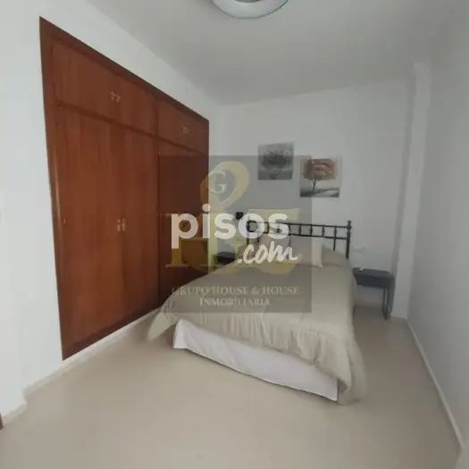 Piso en alquiler en Calle de la Victoria - Foto 1