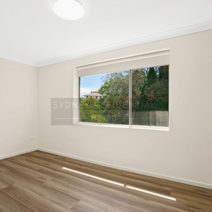 Fully Renovated 2 Bedroom Unit with L.U.G - Photo 1