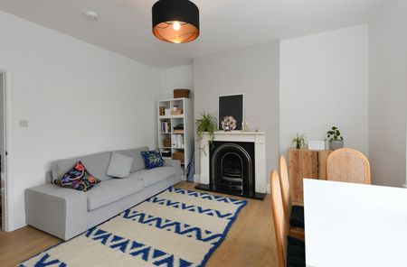 1 Bed Flat, Dartmouth Park Hill, NW5 - Photo 2