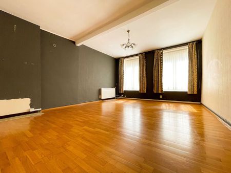 Ruime gezinswoning met 3 slaapkamers in het centrum van Tielt - Photo 3