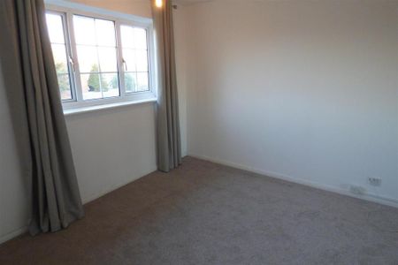 2 bedroom property to rent - Photo 4