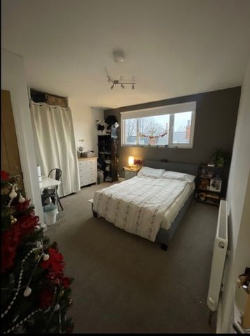 Room in a Shared House, Stanmore Place, LS4 - Photo 3