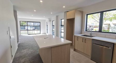 Riccarton, 4 bedrooms - Photo 4