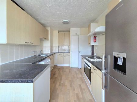 3 bedroom apartment to rent - Photo 5