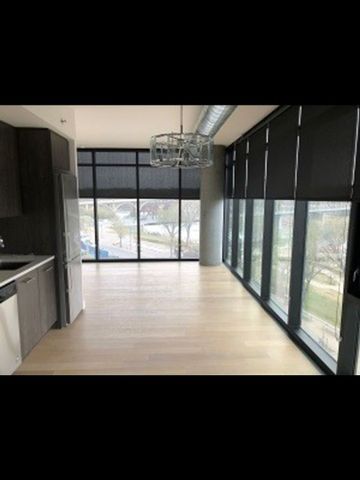 Downtown - 2 Bedroom/2 Bathroom - 490 2nd Ave S - Photo 2