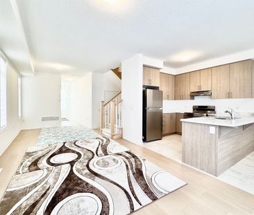 For Lease - 12 Daisy Street, Springwater, Ontario - Photo 1