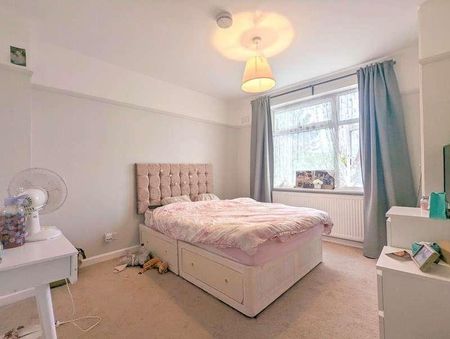 Gould Road, Bedfont, TW14 - Photo 5