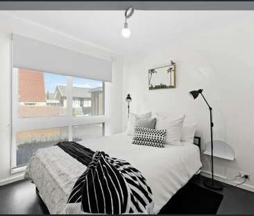 Beachside Upper-Level Unit with Bay Views - Photo 4