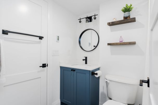 For Lease - 330 Adelaide Street Unit# 203, Toronto, Ontario - Photo 1