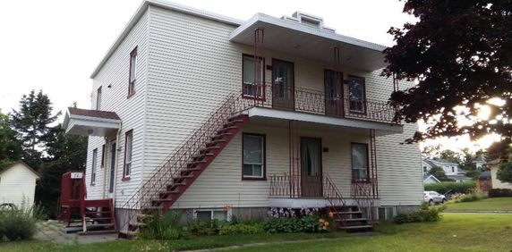 Appartement trois et demi à Loretteville - Photo 2