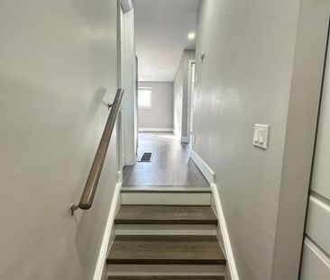 For Lease - 199 Avondale Boulevard Unit# Unit 2, Brampton, Ontario - Photo 2