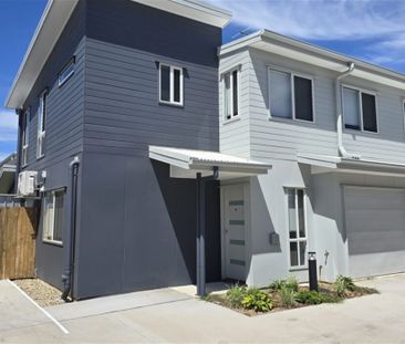 Brand New 3-Bedroom Townhouse - Photo 3