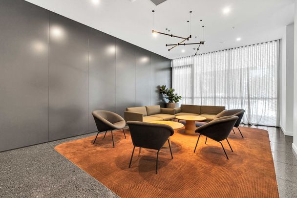 Modern City Apartment with Western Views! - Photo 1