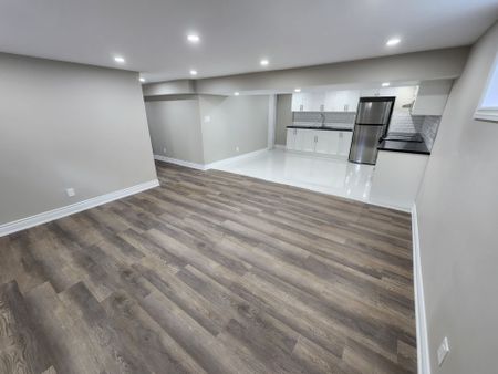 For Lease - 2577 Whaley Drive Unit# Lower, Mississauga, Ontario - Photo 5