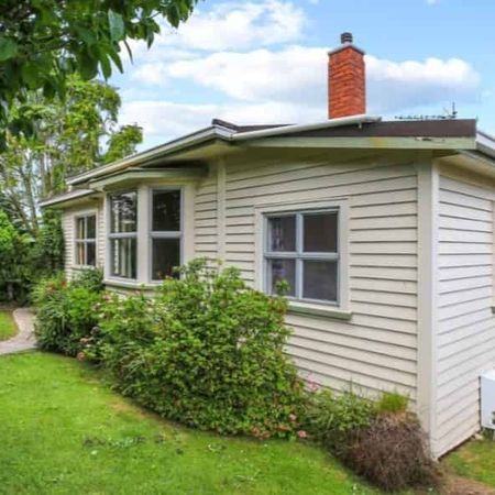 Tranquil and close to town - Photo 4