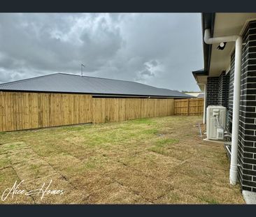 24 Beachmere St, Ripley, Qld 4306 - Photo 2