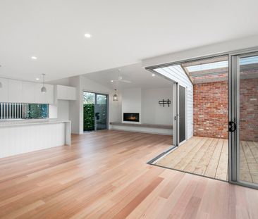 Thinking of selling? Contact our agent - Photo 1