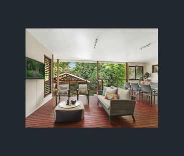 Convenient Inner-City Living with Spacious Yard - Photo 1