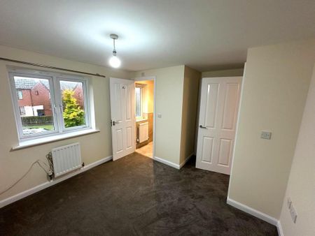 3 bedroom terraced house to rent - Photo 3