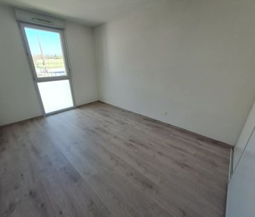 Location Appartement 3 pièces 64m² MONTRABE 31850 - Photo 2