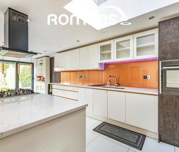 4 bedroom detached house to rent - Photo 5