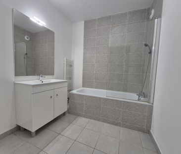 Location Appartement 2 pièces 43m² SECLIN 59113 - Photo 6