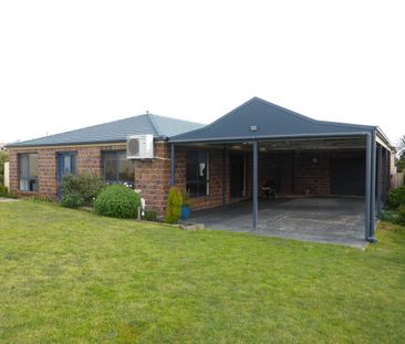 14 Patricia Court, Invermay Park, Vic 3350 - Photo 1