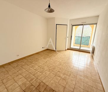 Location Appartement 1 pièce 22m² - Photo 4