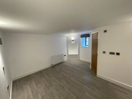 2 bedroom house to rent - Photo 1