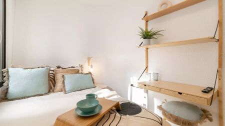 Room in a shared 3-bedroom apartment for rent in el Carmel, all bills included - Photo 2