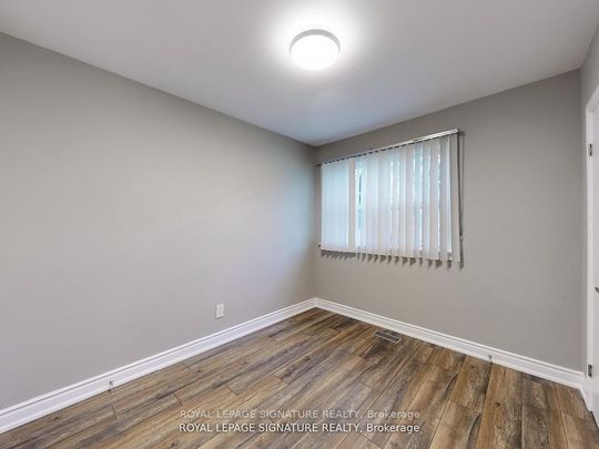 For Lease - 1821 Christopher Road, Mississauga, Ontario - Photo 1