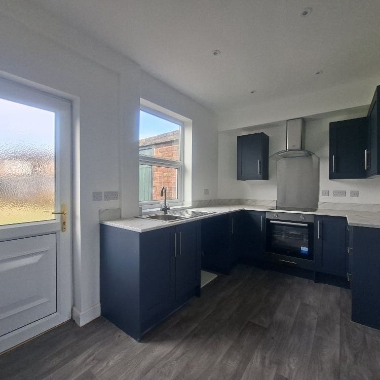 Asquith Avenue - Photo 1