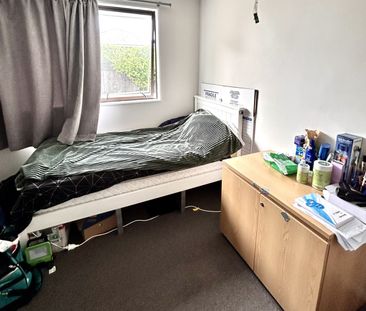 Unit 3, 21 Albert Street, Papakura, Auckland - Photo 1