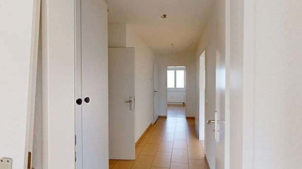 Free month: Your new home in Aesch - modern and comfortable - Photo 1