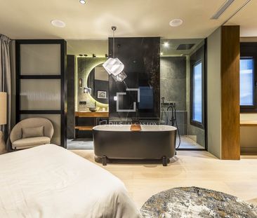 Excellent 3 Bedroom apartment for rent in Eixample Right, Barcelona - Photo 4