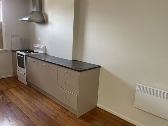 Jackson Street Apartment - Photo 1