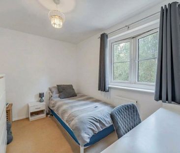 Westons Hill Drive, - Photo 3